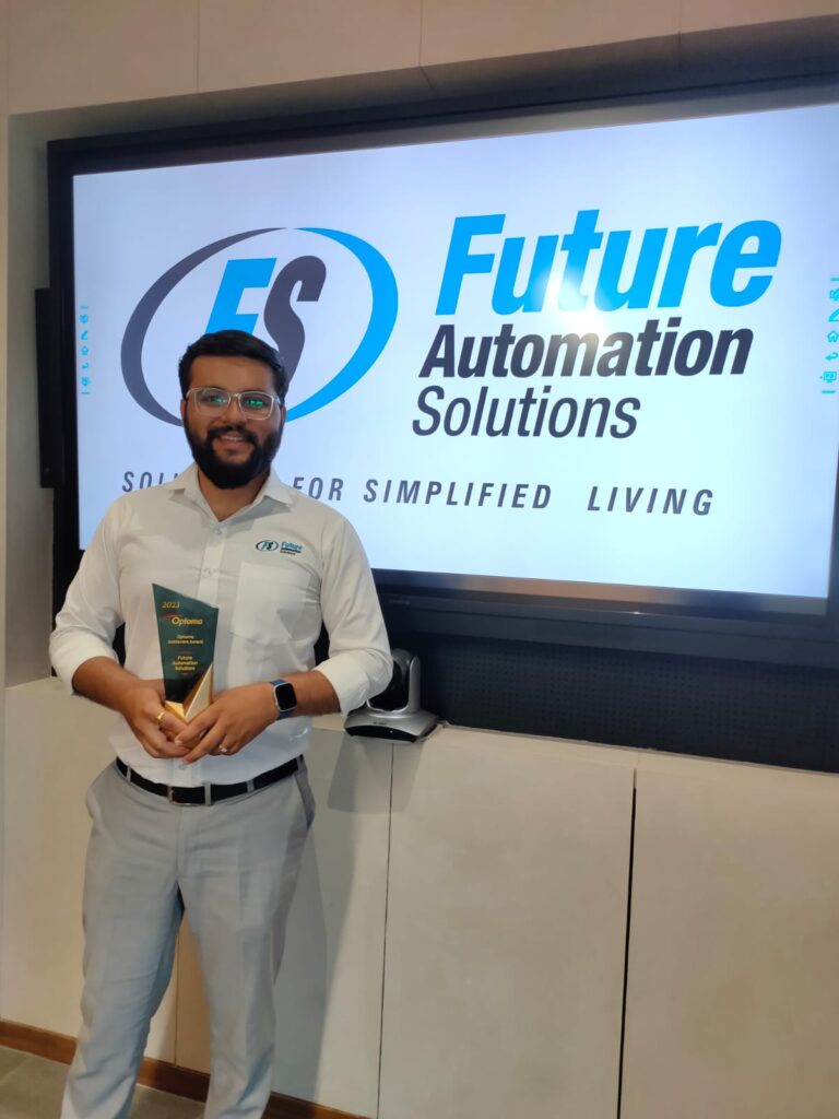 2023_3_Optoma-achievers-award2-768×1024 (1)